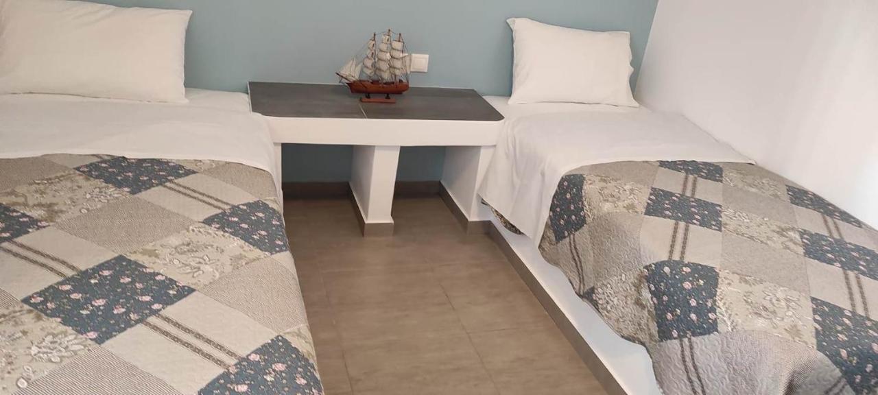 St George Antiparos Apartments And Studios Ájosz Jeórjosz Kültér fotó